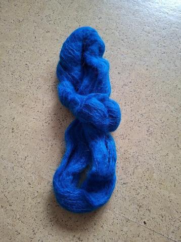 streng mohair beschikbaar voor biedingen