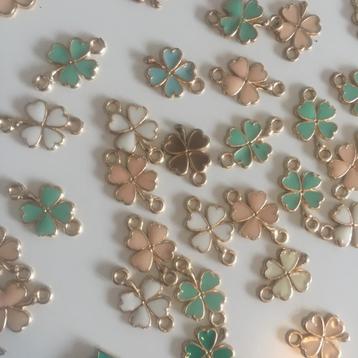 Klaver Tussenstukjes Sieraden bedel beschikbaar voor biedingen