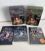 Huis Anubis dvd-box (compleet seizoen één) en boek+spel, Spelcomputers en Games, 1 speler, Ophalen of Verzenden, Zo goed als nieuw