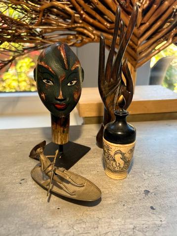 Indonesië Diverse Decoratieve Objecten Collectie beschikbaar voor biedingen