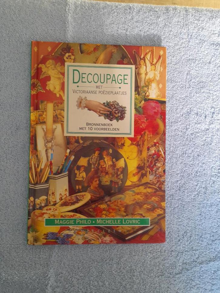 Decoupage met Victoriaanse poëzieplaatjes, Boeken, Hobby en Vrije tijd, Nieuw, Overige onderwerpen, Ophalen of Verzenden
