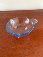 Schaaltje blauw glas op pootjes en handvat, Ophalen of Verzenden