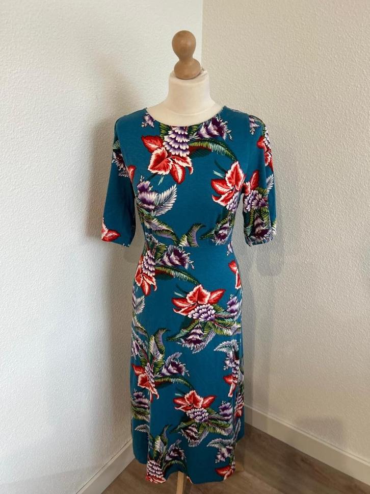 King Louie maat M prachtige midi jurk blauw 453, Kleding | Dames, Jurken, Zo goed als nieuw, Maat 38/40 (M), Blauw, Onder de knie
