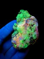 Fluorescerend opal en caliche, zumwalt mijn, usa., Ophalen of Verzenden