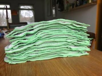21 biokatoenen prefolds (vouwluiers) van Avo + Cado met OEKO beschikbaar voor biedingen