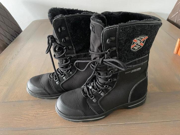 BONTLAARZEN / SNEEUWLAARZEN maat 41 waterproof - WD014, Kleding | Heren, Schoenen, Gedragen, Boots, Zwart, Ophalen of Verzenden
