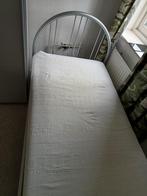 Eenpersoons bed gratis!!!, Huis en Inrichting, Ophalen, Gebruikt, 90 cm, 200 cm