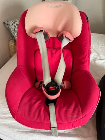 Maxicosi Pearl roze met FamilyFix beschikbaar voor biedingen