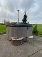 Heerlijk grote hottub, Tuin en Terras, Zo goed als nieuw, Inbouw, Vast, Afdekzeil