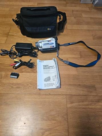 Te Koop: Complete Sony DCR-TRV27E MiniDV Handycam Set beschikbaar voor biedingen