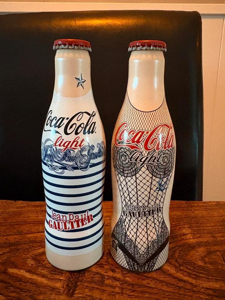 Coca Cola flesjes, Jean Paul Gaultier, 2012., Verzamelen, Merken en Reclamevoorwerpen, Zo goed als nieuw, Verpakking, Ophalen of Verzenden