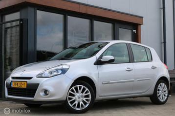 Renault Clio 1.2 Dynamique | Navi | Cruise | Trekhaak beschikbaar voor biedingen