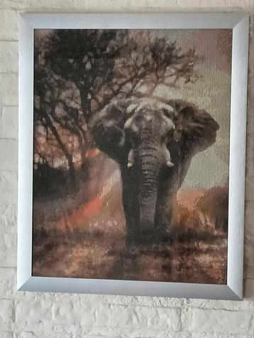 Diamant Painting olifant beschikbaar voor biedingen