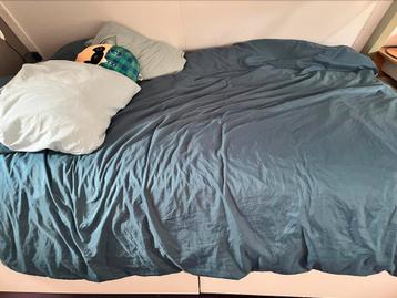 GRATIS Ikea twijfelaar bed met laatjes