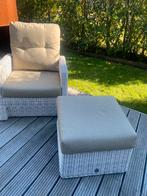 Twee lounge stoelen met 1 hocker, Tuin en Terras, Tuinsets en Loungesets, Zo goed als nieuw, Wicker, Hocker, Ophalen