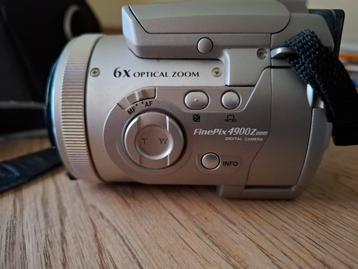 Fuji FinePix 4900Zoom digitale camera incl accessoires  beschikbaar voor biedingen