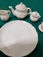 -	Miniservies wit met fruit, Antiek en Kunst, Antiek | Servies compleet, Ophalen of Verzenden