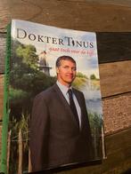 Dokter Tinus gaat toch voor de bijl, Ophalen of Verzenden, Zo goed als nieuw, Nederland