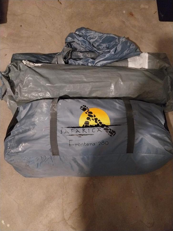 Tent, Frontera 280.4 persoons tent,incl grondzeil.tunneltent, Caravans en Kamperen, Tenten, Gebruikt, Ophalen of Verzenden