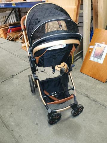 (0099) Moni Kinderbuggy  beschikbaar voor biedingen