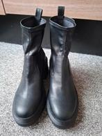 Stradivarius laarzen maat 38, Hoge laarzen, Zwart, Ophalen of Verzenden, Zo goed als nieuw