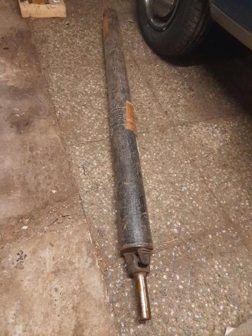 Bedford Aandrijfas 157 cm beschikbaar voor biedingen