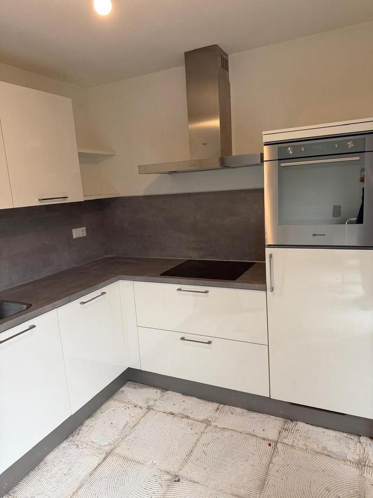 Hoek keuken hoogglans gedemonteerd, Huis en Inrichting, Keuken | Complete keukens, Zo goed als nieuw, Hoekkeuken, Wit, Graniet of Steen