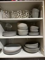 Bordenset hema, Huis en Inrichting, Keuken | Servies, Ophalen, Zo goed als nieuw, Overige stijlen, Compleet servies