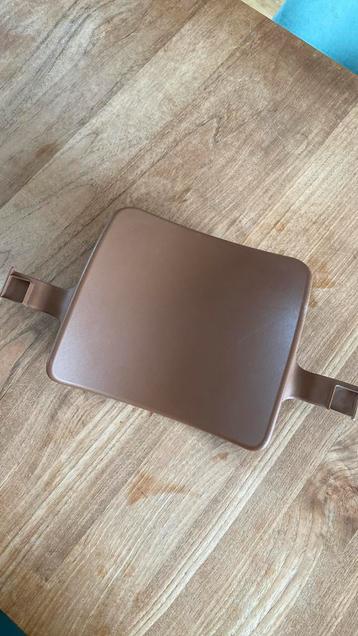Stokke ruglening bruin beschikbaar voor biedingen