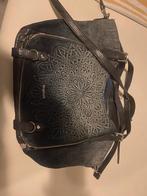 Handtas desigual gebruikt, Sieraden, Tassen en Uiterlijk, Ophalen of Verzenden, Zo goed als nieuw, Zwart, Handtas