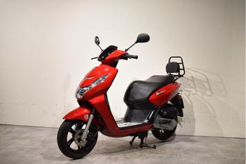 Peugeot Kisbee | 2022 | 3900km | BROM beschikbaar voor biedingen