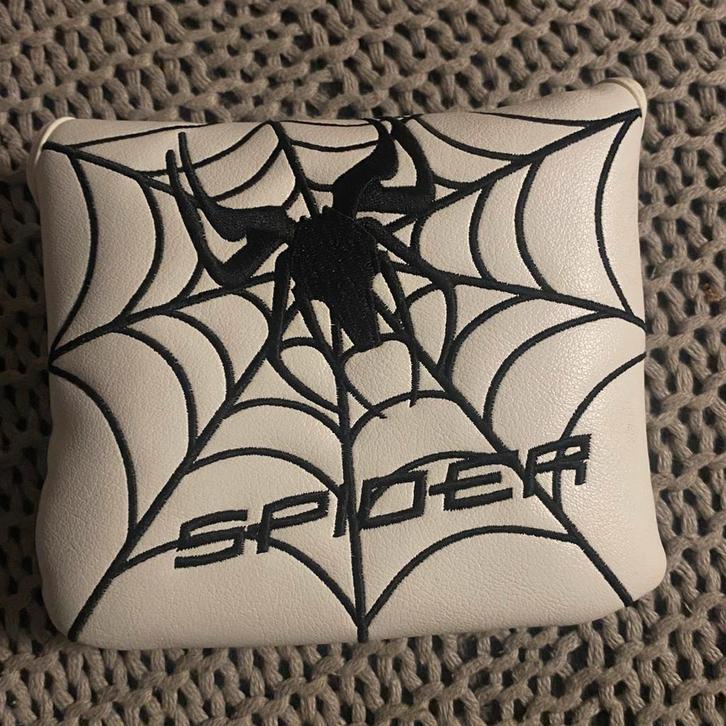 TAYLORMADE SPIDER GT PUTTER HEADCOVER, Sport en Fitness, Golf, Club, Ophalen