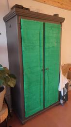 Donkergrijze kledingkast (optioneel met groen pluche deuren), Huis en Inrichting, Kasten | Lockerkasten, Ophalen, Gebruikt
