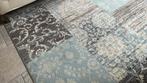 Vloerkleed, aqua/bruin/creme kleirig   2.30 bij 3.20m, Ophalen, Gebruikt, Bruin, 200 cm of meer