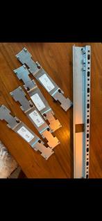 Ikea besta ophangsysteem met 4 koppelstukken, Ophalen, Zo goed als nieuw