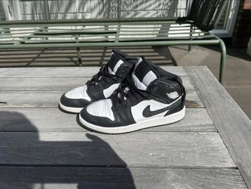 Nike Air Jordan maat 36,5 Mid SE CS ‘Panda Elephant’  beschikbaar voor biedingen