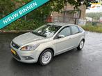 Ford Focus 1.8 Limited LEUKE AUTO RIJDT EN SCHAKELT GOED, Auto's, Euro 5, Gebruikt, 4 cilinders, Bruin