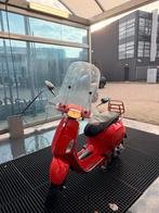 Rode Vespa Sprint 2016 - Inclusief accessoires!, Ophalen, Gebruikt, Vespa S, Benzine