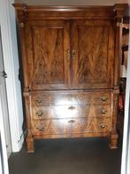 Mooi kabinet. In prima staat. Hoog 212, breed 150 en 50 diep, Antiek en Kunst, Antiek | Meubels | Kasten, Ophalen of Verzenden