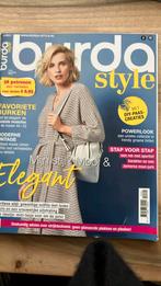 Burda style.  4/2021, Hobby en Vrije tijd, Kledingpatronen, Ophalen of Verzenden, Zo goed als nieuw, Vrouw, Burda