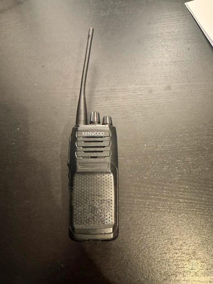 Kenwood NX-1300NE3 Portofoon - Vergunningsplichtig, Telecommunicatie, Portofoons en Walkie-talkies, Gebruikt, Portofoon of Walkie-talkie