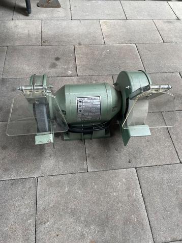 Slijp machine beschikbaar voor biedingen