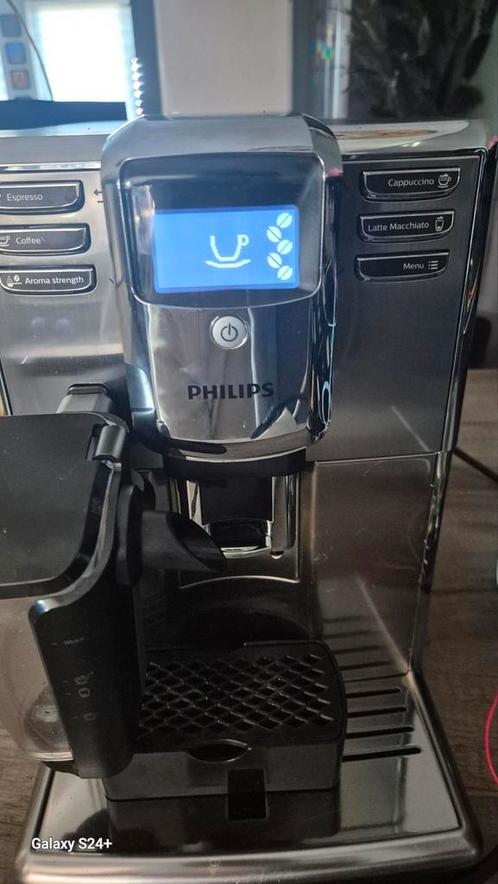 Philips koffiebonen machine werkt super, Witgoed en Apparatuur, Koffiezetapparaten, Zo goed als nieuw, Koffiebonen, Koffiemachine