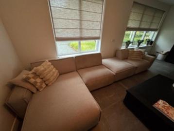 elementenbank Brooklyn beschikbaar voor biedingen