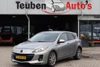 Mazda 3 1.6 CiTD Navigator Koppakking is lek, motor loopt we, 1560 cc, Zilver of Grijs, Hatchback, Handgeschakeld