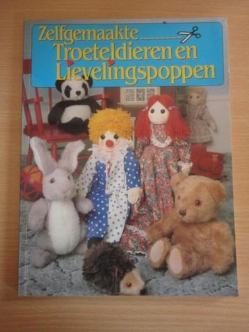 Te koop: Zelfgemaakte Troeteldieren en Lievelingspoppen beschikbaar voor biedingen