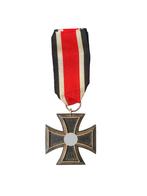 Origineel WW2 Duits IJzeren Kruis 2e Klasse – Gemerkt “98”, Verzamelen, Ophalen of Verzenden, Duitsland