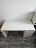 MALM bureau - wit - 140x65 cm, Huis en Inrichting, Bureaus, Ophalen, Gebruikt, Bureau