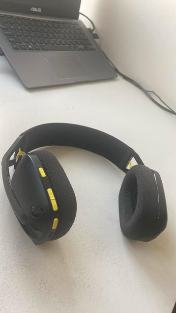 Logitech g435 gaming headset beschikbaar voor biedingen