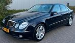 Mercedes-Benz E-klasse 320 Avantgarde 2002 NAP YOUNG TIMER Z, Auto's, Mercedes-Benz, Automaat, Gebruikt, Beige, Blauw
